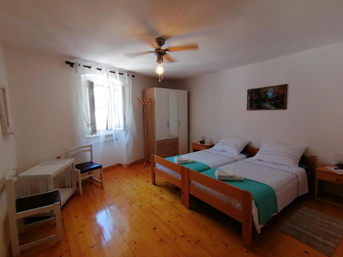 Bernik Rooms Plomin Eksteriør billede