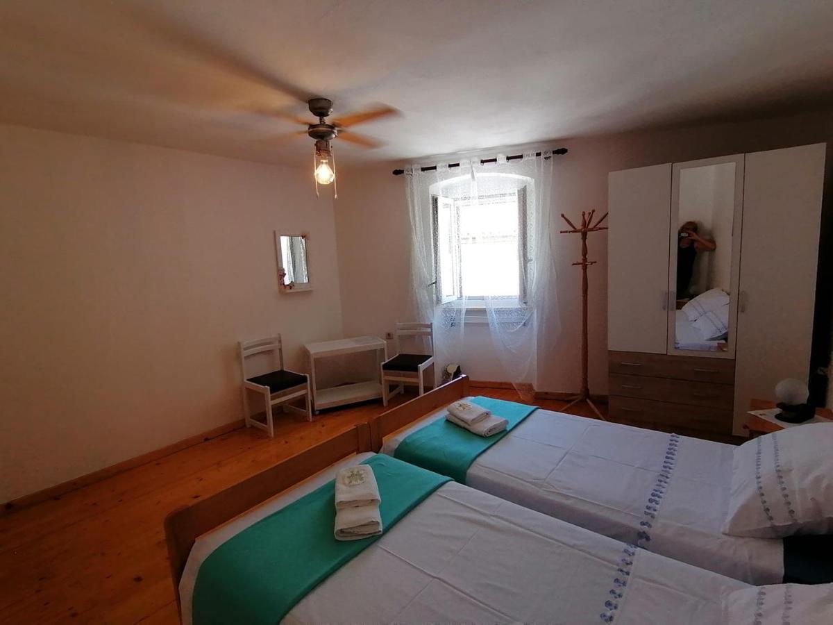 Bernik Rooms Plomin Eksteriør billede